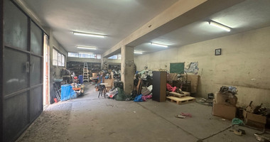 Old Building on a large plot in Agios Nikolaos