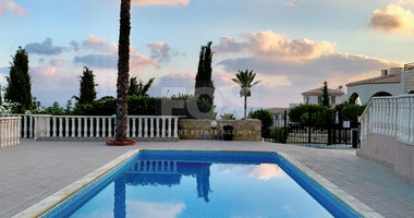 Four bedroom Villa with Sea Views .