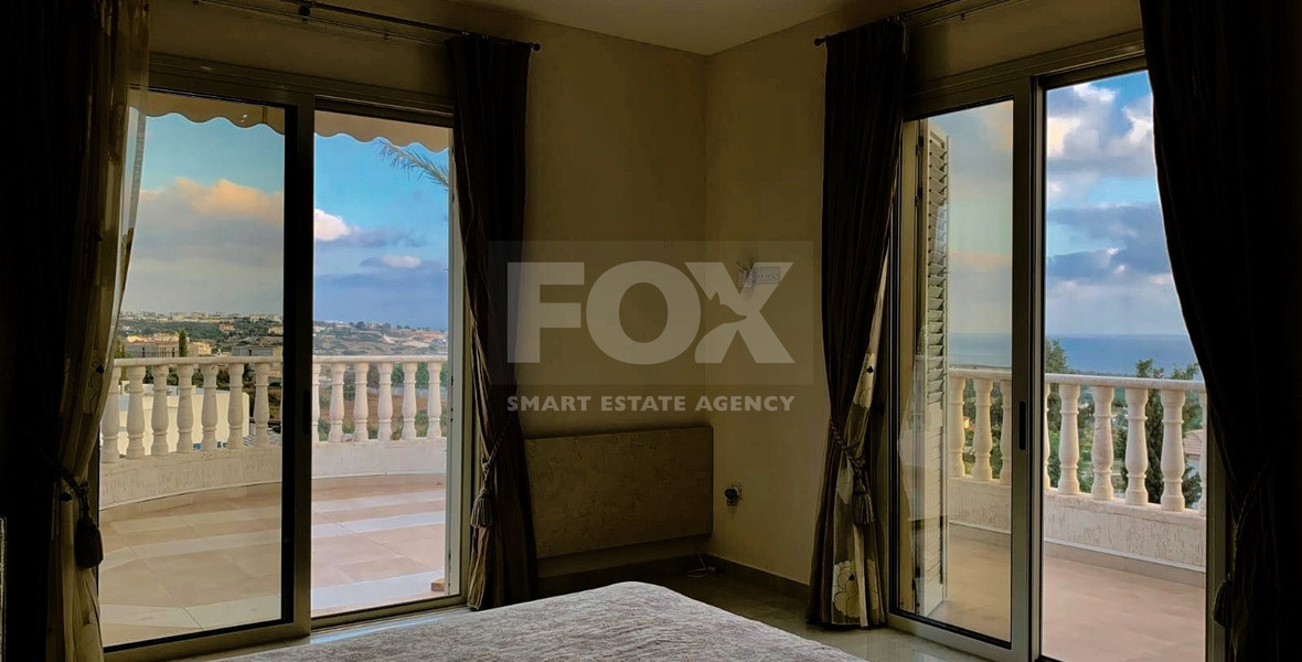 Four bedroom Villa with Sea Views .