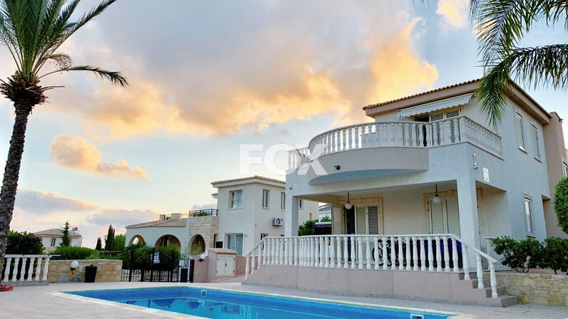 Εμπορικά ακίνητα 172 μ² προς πώληση στην τοποθεσία Sea Caves, Paphos, Cyprus