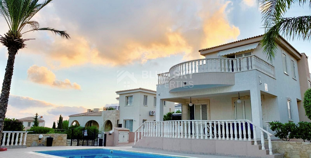 Four bedroom Villa with Sea Views .