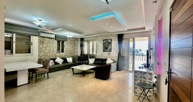 Four bedroom Villa with Sea Views .