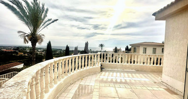 Four bedroom Villa with Sea Views .