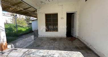 PLOT WITH TWO STOREY BUILDING ON IN THE HEART OF AGIA ZONI