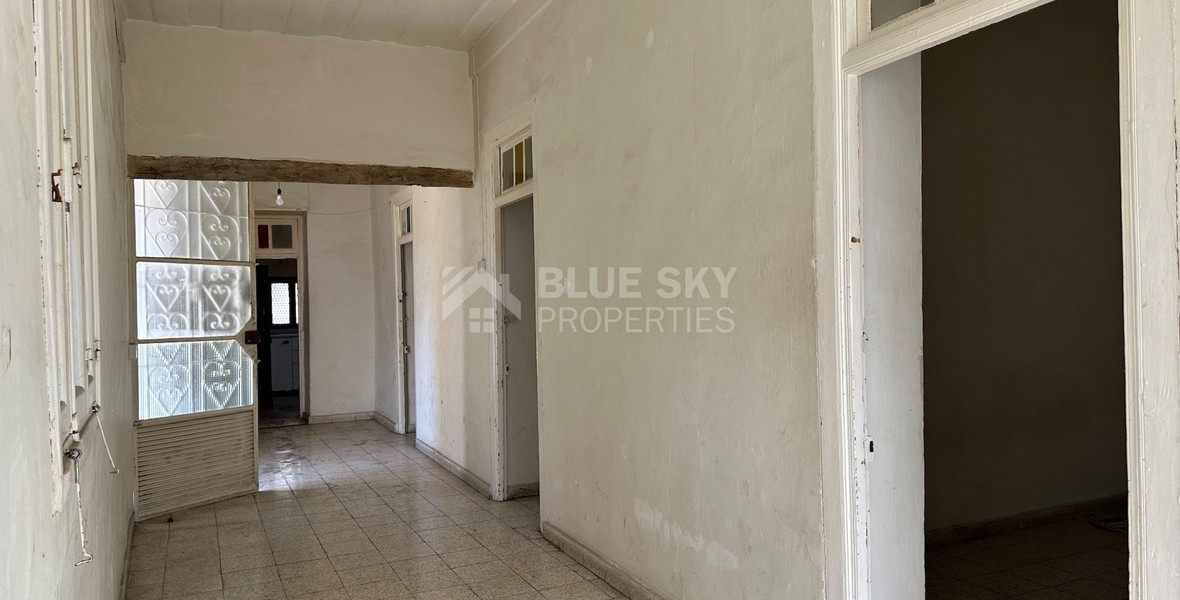 PLOT WITH TWO STOREY BUILDING ON IN THE HEART OF AGIA ZONI