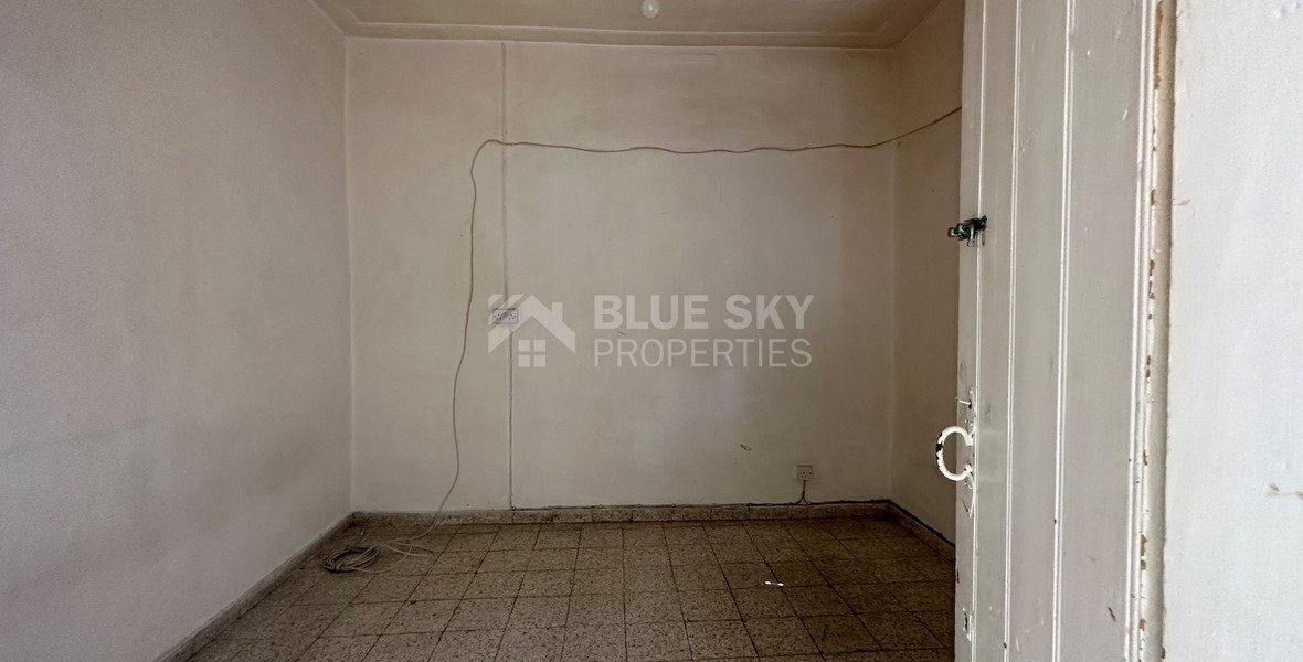 PLOT WITH TWO STOREY BUILDING ON IN THE HEART OF AGIA ZONI