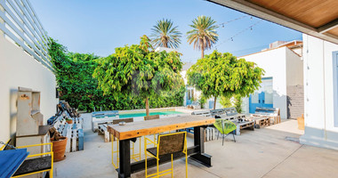 Building for sale near historical center in Limassol