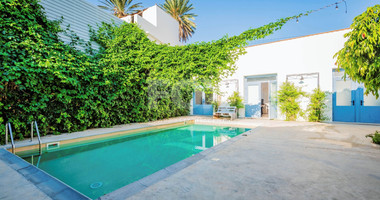 Building for sale near historical center in Limassol