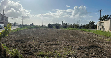 Exceptional Bargain , Three  Two-Bed Apartments, Restaurant, Basement & Development Plot for sale