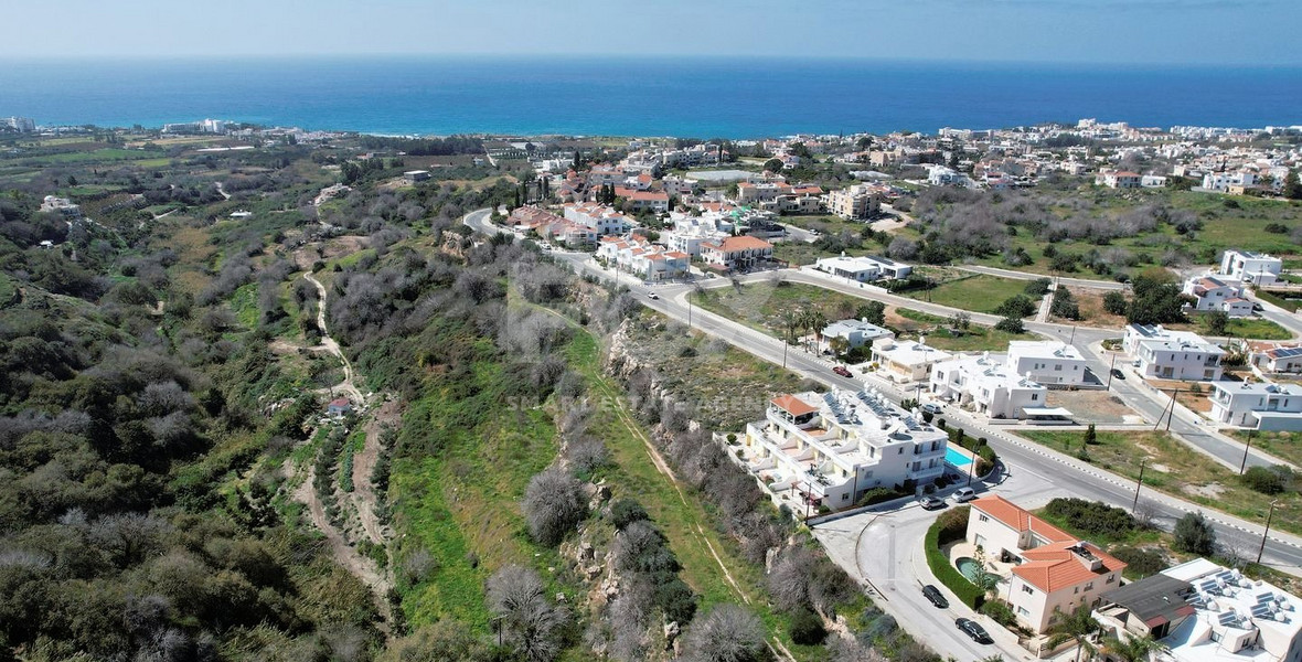 Residential / Agricultural field in Kissonerga, Paphos