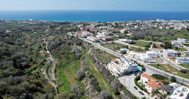 Residential / Agricultural field in Kissonerga, Paphos for sale