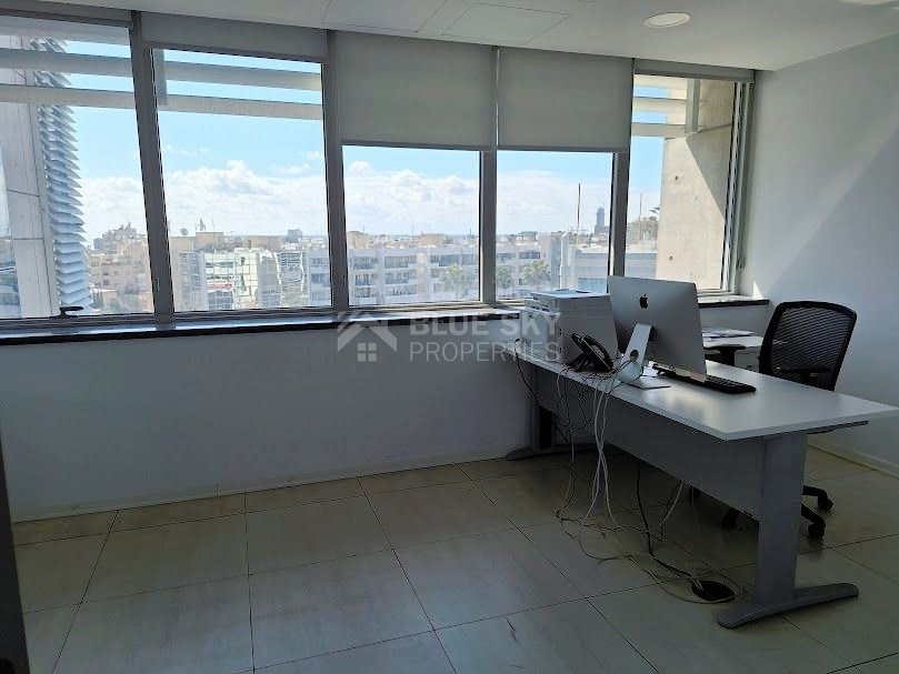 LUXURY OFFICES FOR RENT ON MAIN MAKARIOS AVENUE