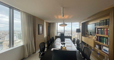 LUXURY BUILDING FOR SALE ON SPYROU KYPRIANOU AVENUE-MESA GEITONIA