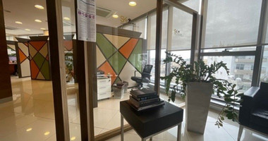 LUXURY BUILDING FOR SALE ON SPYROU KYPRIANOU AVENUE-MESA GEITONIA