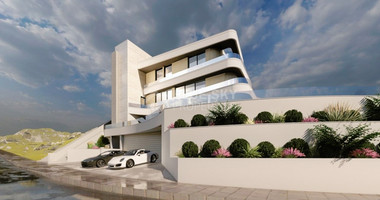 Luxury Six Bedroom Villa with Panoramic View in Agios Tychon, Limassol