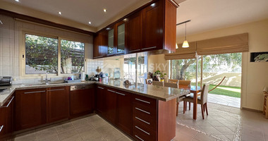 FIVE BEDROOM DETACHED HOUSE FOR SALE IN AGIA FYLA