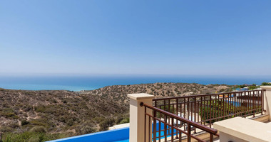 Luxury  four Bedroom Villa with Panoramic Mediterranean Views at Aphrodite Hills for sale