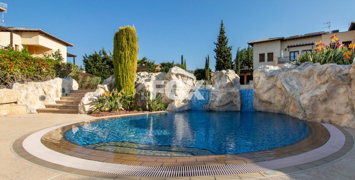 For sale, two bedroom luxury apartment in Aphrodite Hills, Paphos , Cyprus