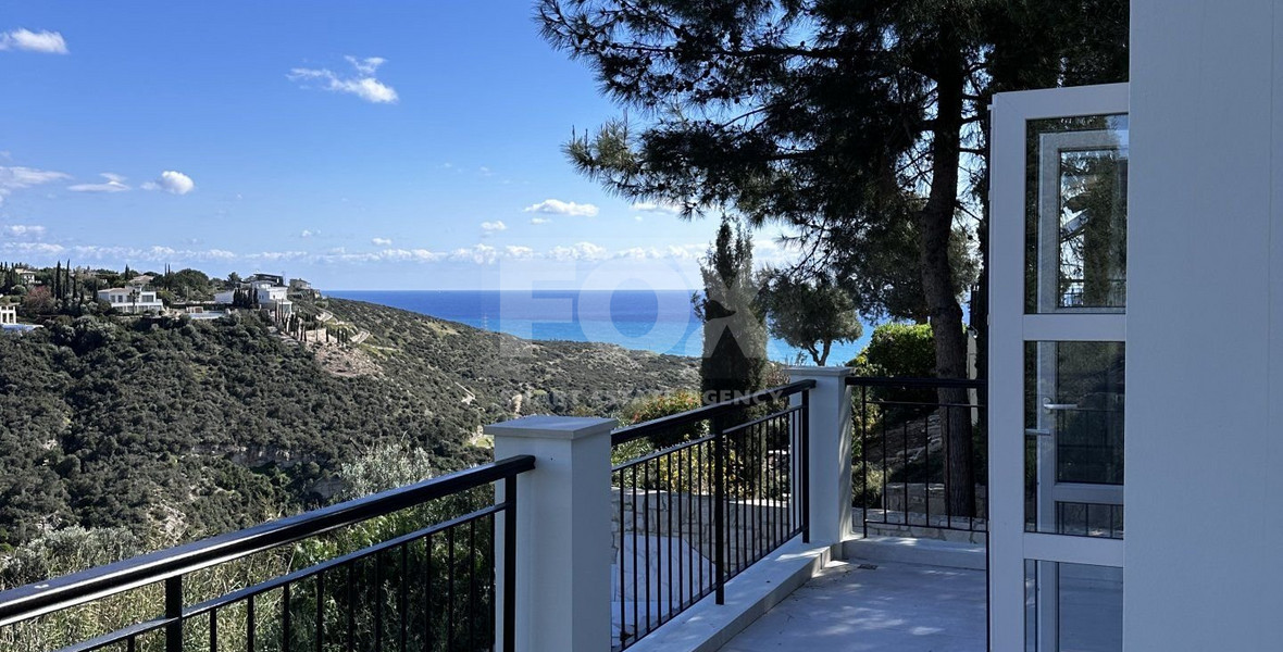 Three bedroom apartment for sale, in Aphrodite Hills,  in Paphos,