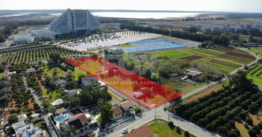 Prime Land for sale right behind City of Dreams & My Mall