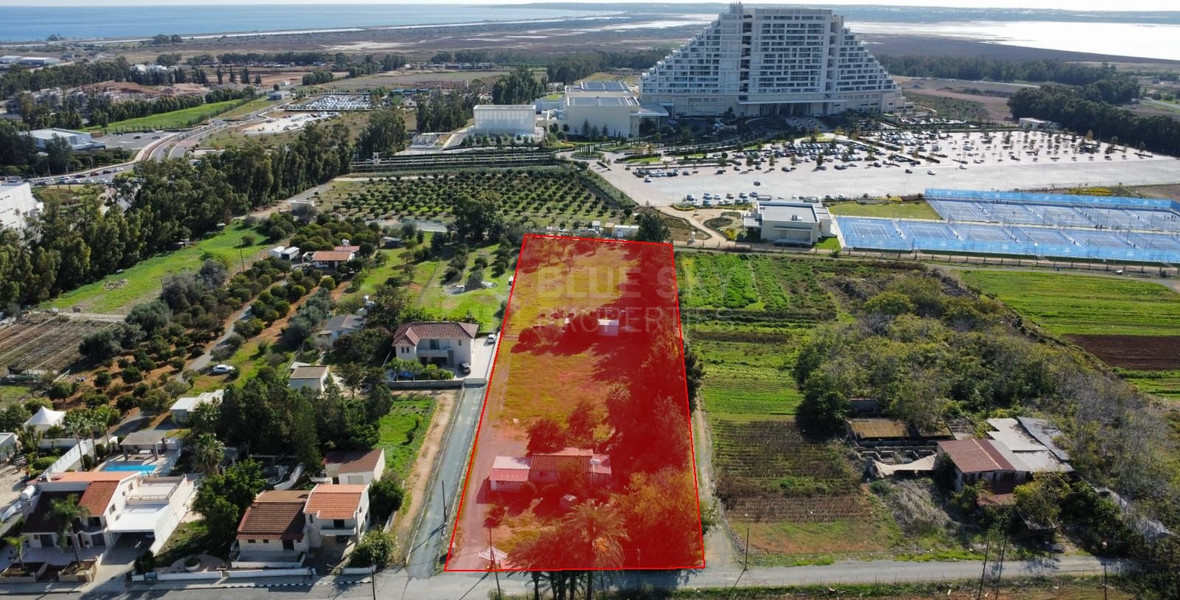 Prime Land for sale right behind City of Dreams & My Mall