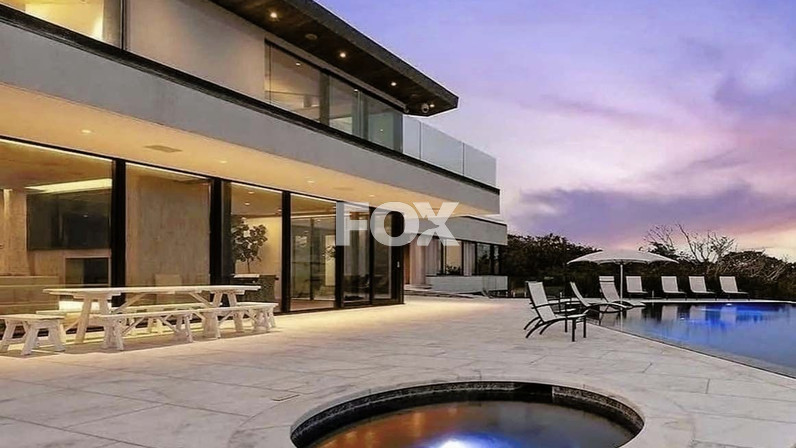 Εμπορικά ακίνητα 661 μ² προς πώληση στην τοποθεσία Aphrodite hills, Paphos, Cyprus
