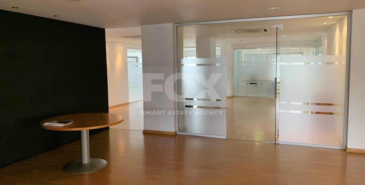 Office for rent in Makarios Avenue, Limassol