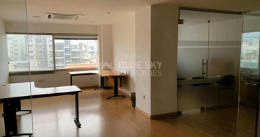 Office for rent in Makarios Avenue, Limassol