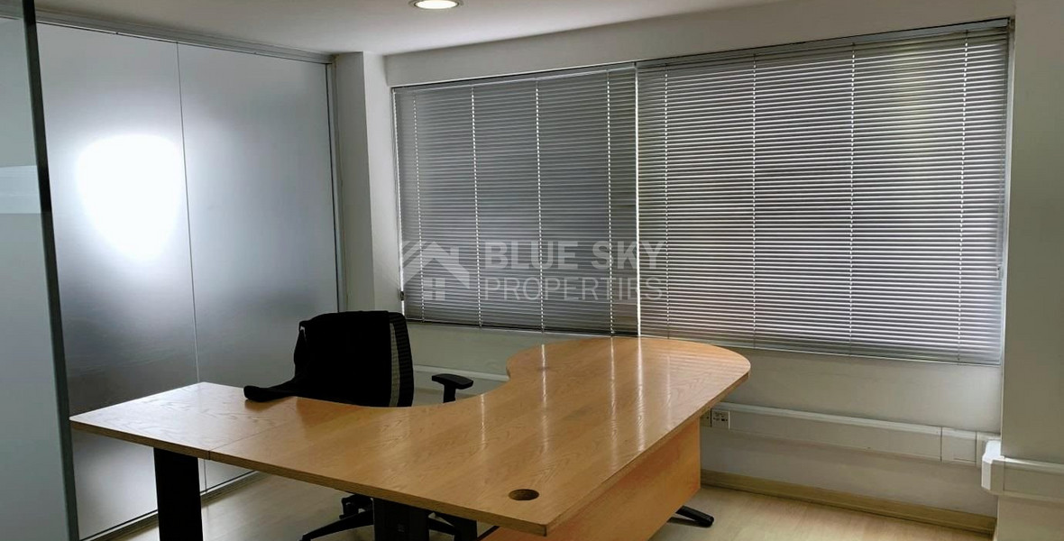 Office for rent in Makarios Avenue, Limassol