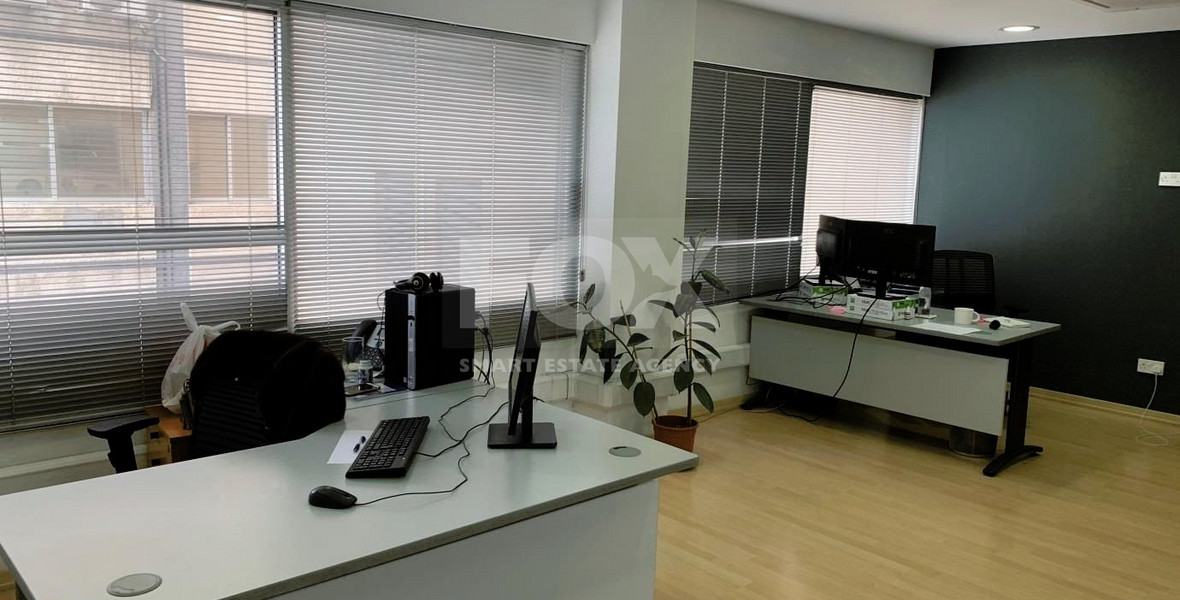 Office for rent in Makarios Avenue, Limassol