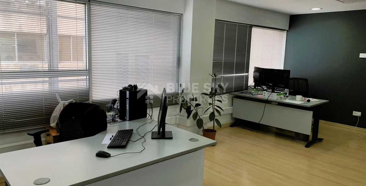 Office for rent in Makarios Avenue, Limassol