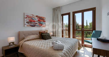 Luxury two bedroom apartment in Aphrodite Hills , Koukla , Paphos