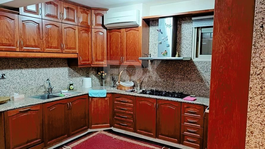 AMAZING SEA FRONT FIVE-BEDROOM LUXURY VILLA WITH BREATHTAKING VIEWS