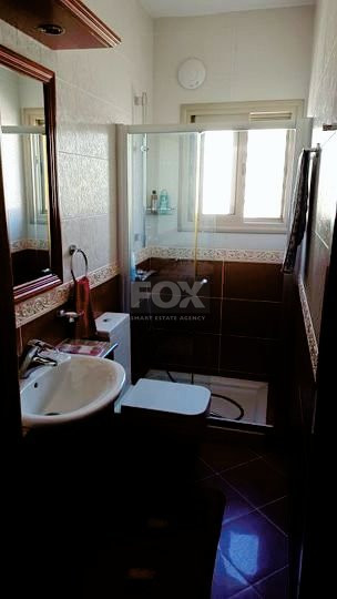 AMAZING SEA FRONT FIVE-BEDROOM LUXURY VILLA WITH BREATHTAKING VIEWS