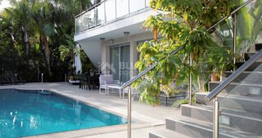 Luxury 5 bedroom villa for sale in Agios Tychon, Limassol