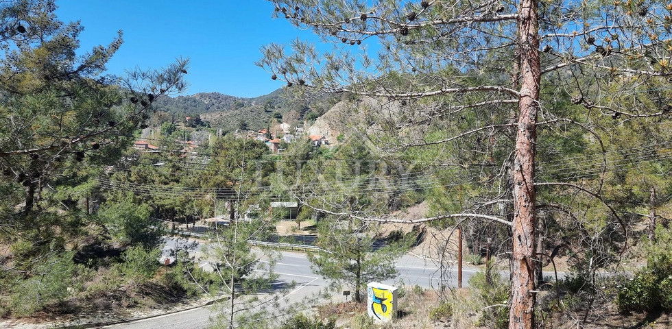 Exclusive Residential Land in Lush Moniatis – 21,690 m² at Only €59/m² – Stunning Investment