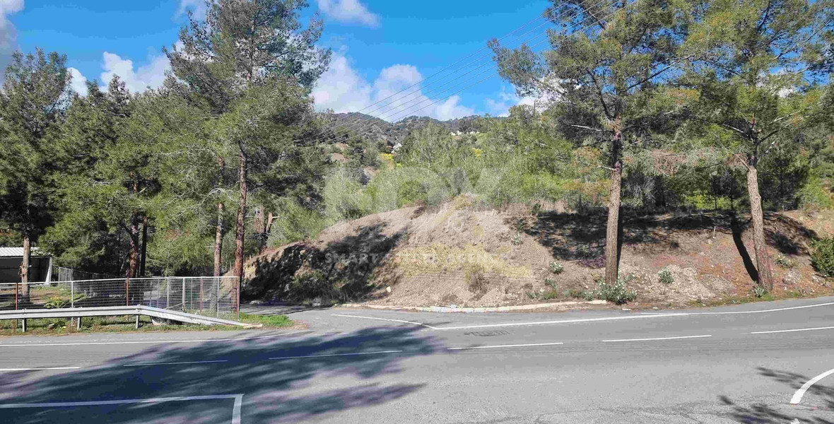 Exclusive Residential Land in Lush Moniatis – 21,690 m² at Only €59/m² – Stunning Investment