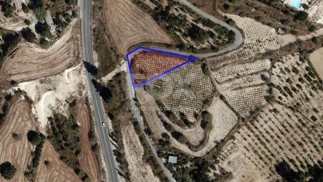 Residential land In Stroumbi