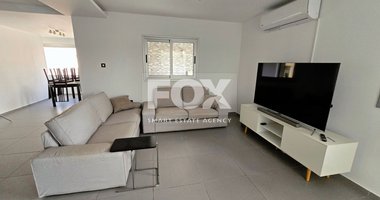 Large Three Bedroom Upper House For Rent In Agios Spyridonas