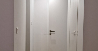 Three bedroom fully renovated apartment in Tombs of The Kings area