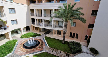 Three bedroom fully renovated apartment in Tombs of The Kings area