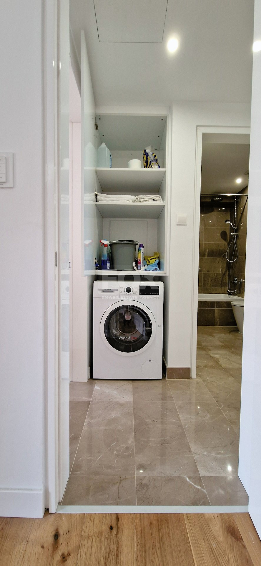 Three bedroom fully renovated apartment in Tombs of The Kings area