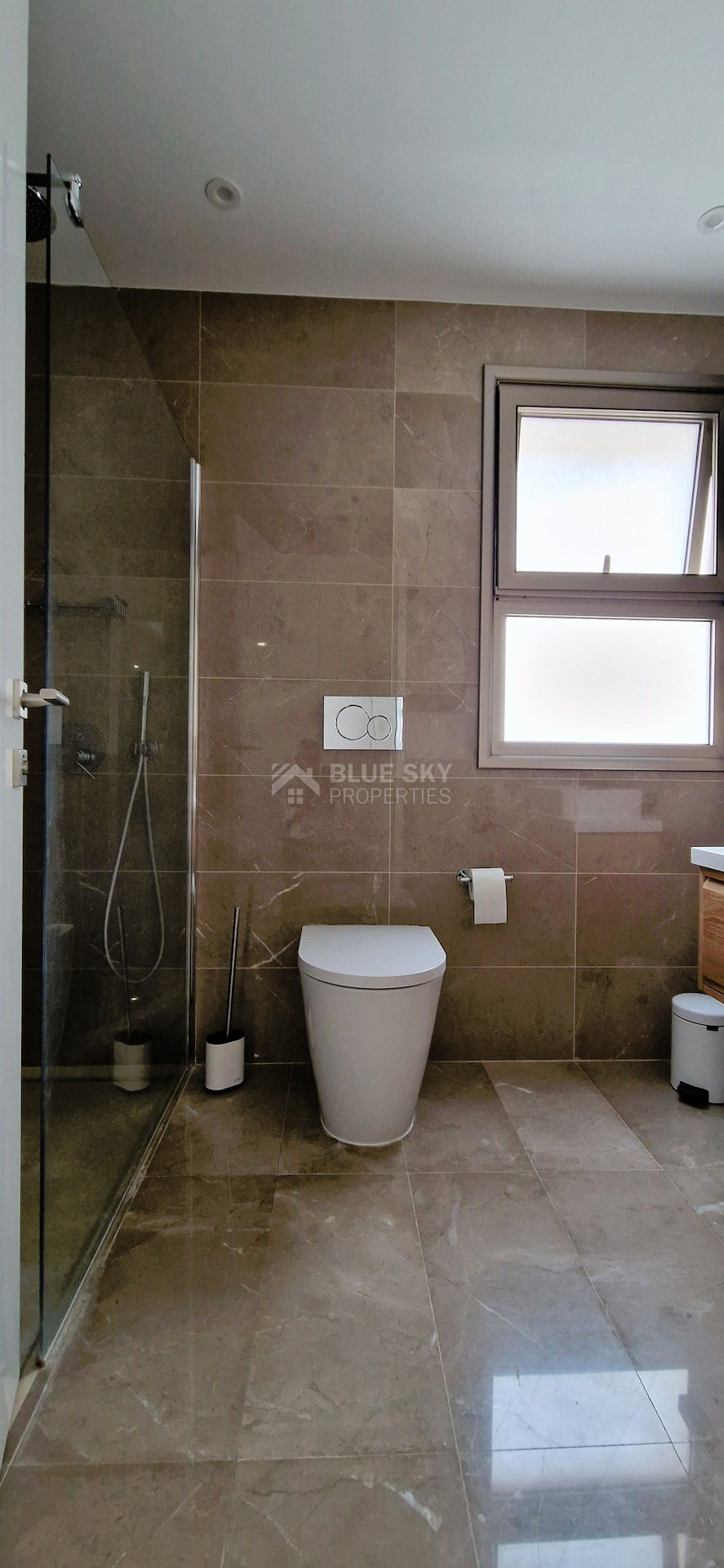 Three bedroom fully renovated apartment in Tombs of The Kings area