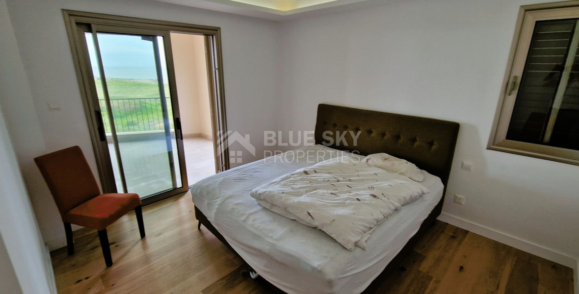 Three bedroom fully renovated apartment in Tombs of The Kings area