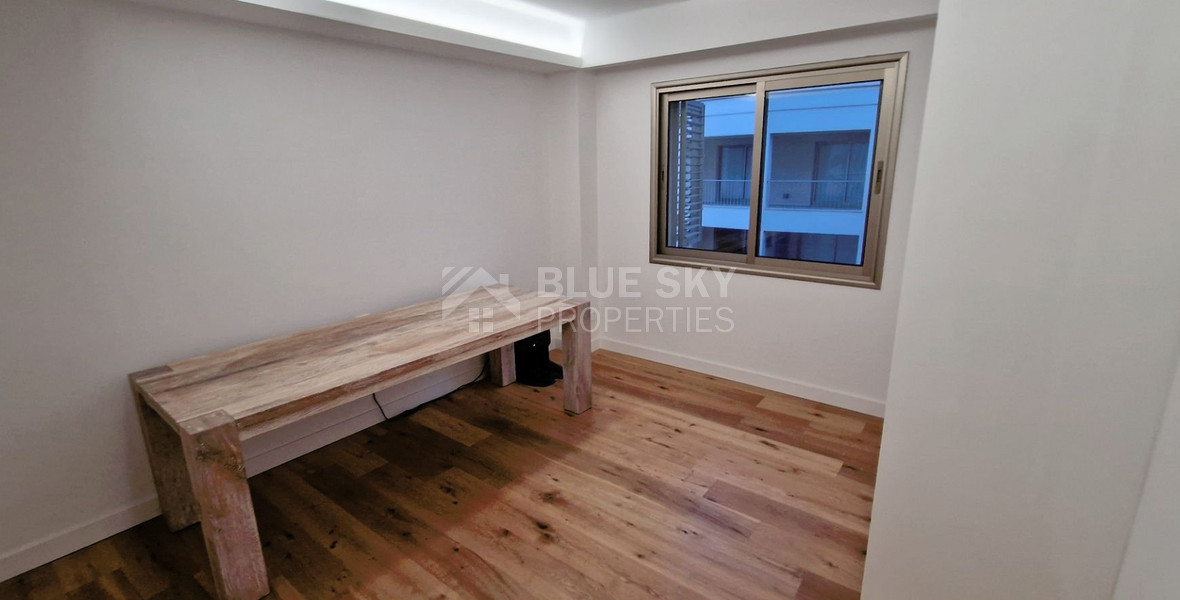 Three bedroom fully renovated apartment in Tombs of The Kings area