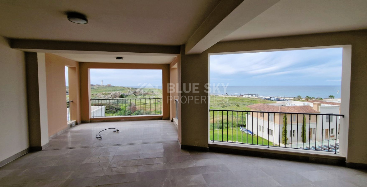 Three bedroom fully renovated apartment in Tombs of The Kings area