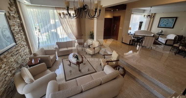 Luxury-Spacious Seven Bedroom Corner Detached Villa With Pool