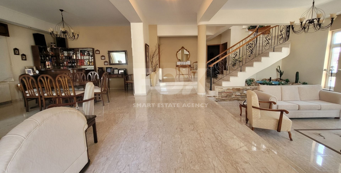 Luxury-Spacious Seven Bedroom Corner Detached Villa With Pool