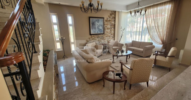 Luxury-Spacious Seven Bedroom Corner Detached Villa With Pool