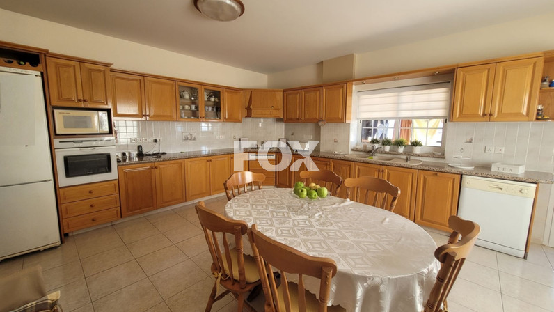 6+ bedroom detached house for sale 470 m² in Laiki Leykothea, Limassol, Cyprus